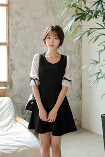 Đầm xòe tay bồng tiểu thư