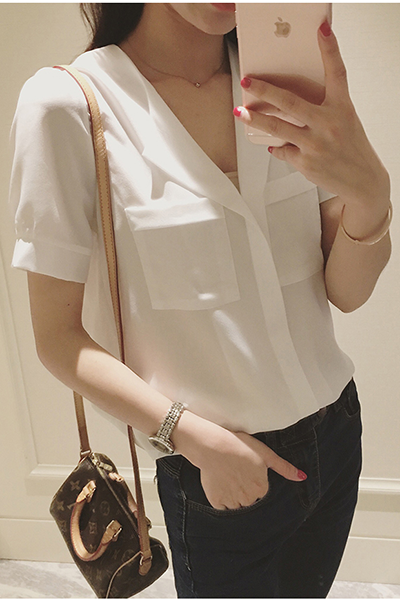 Áo sơ mi nữ trắng dài tay
