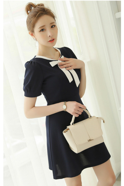 Đầm Xòe Tay Phồng Phối Nơ