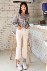 Quần Jean Ống Loe Lưng Cao